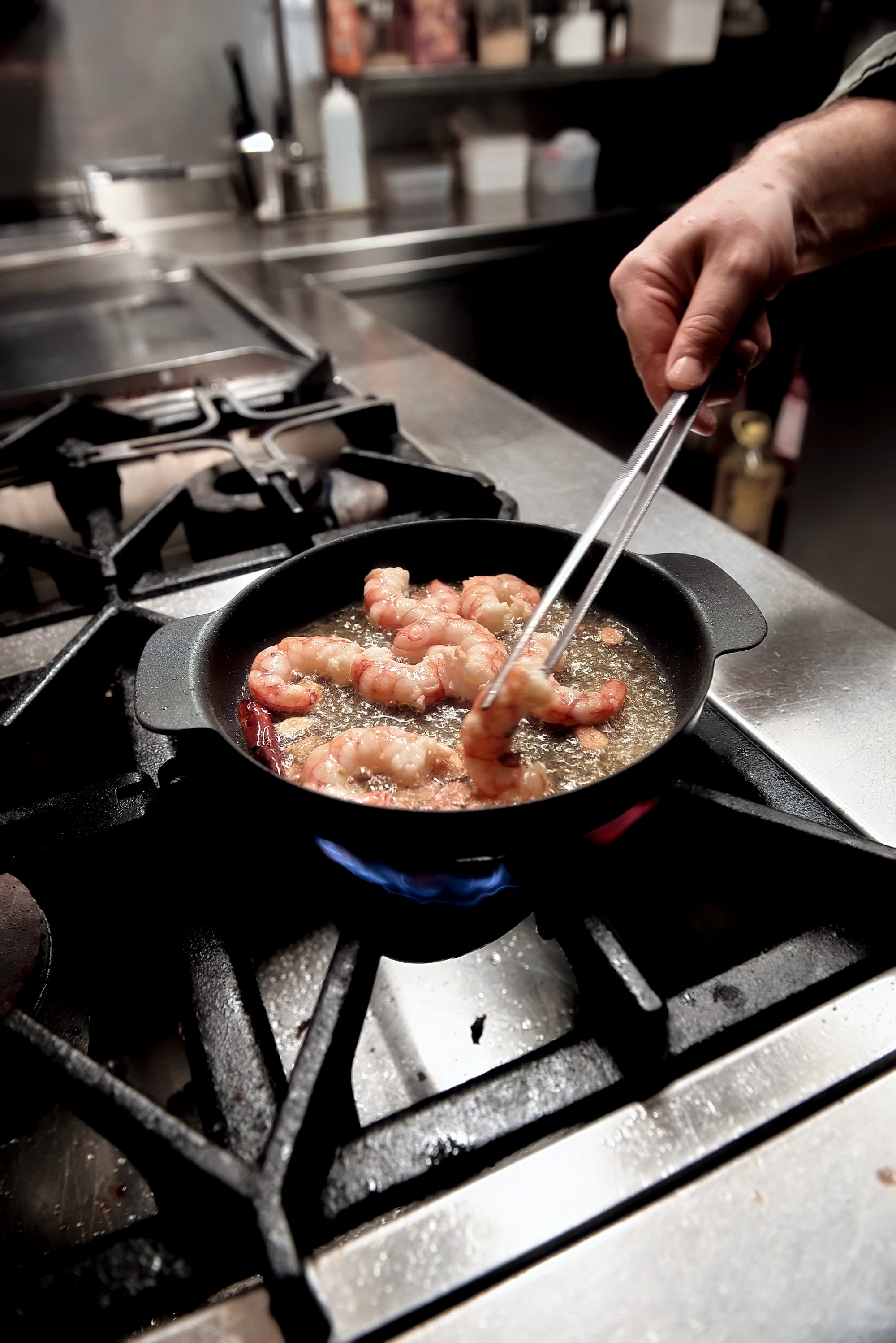 Gambas fritas en sartén